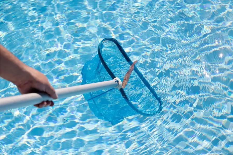 Swimming Pool Cleaning